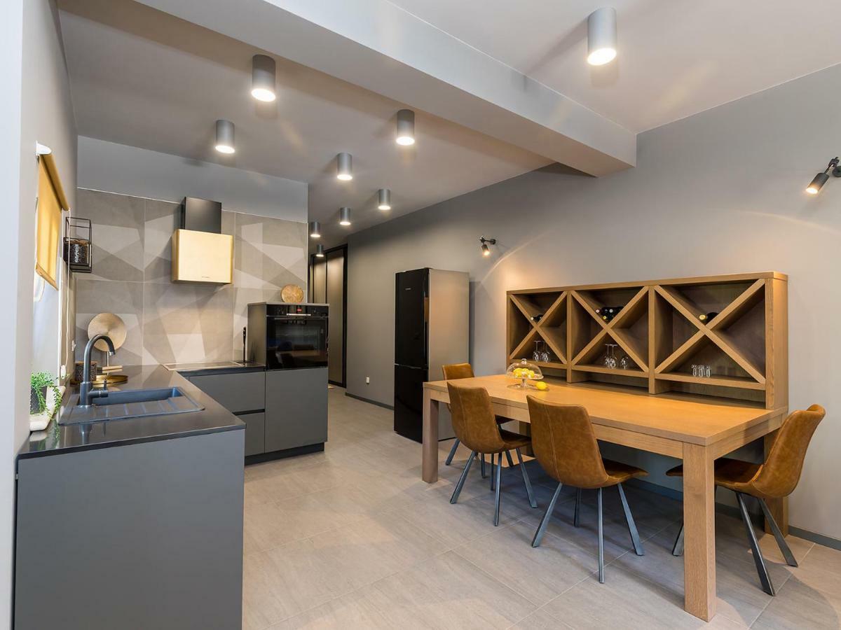 Magnolia - Modern Apartment Near City Center And Sea 포레치 외부 사진