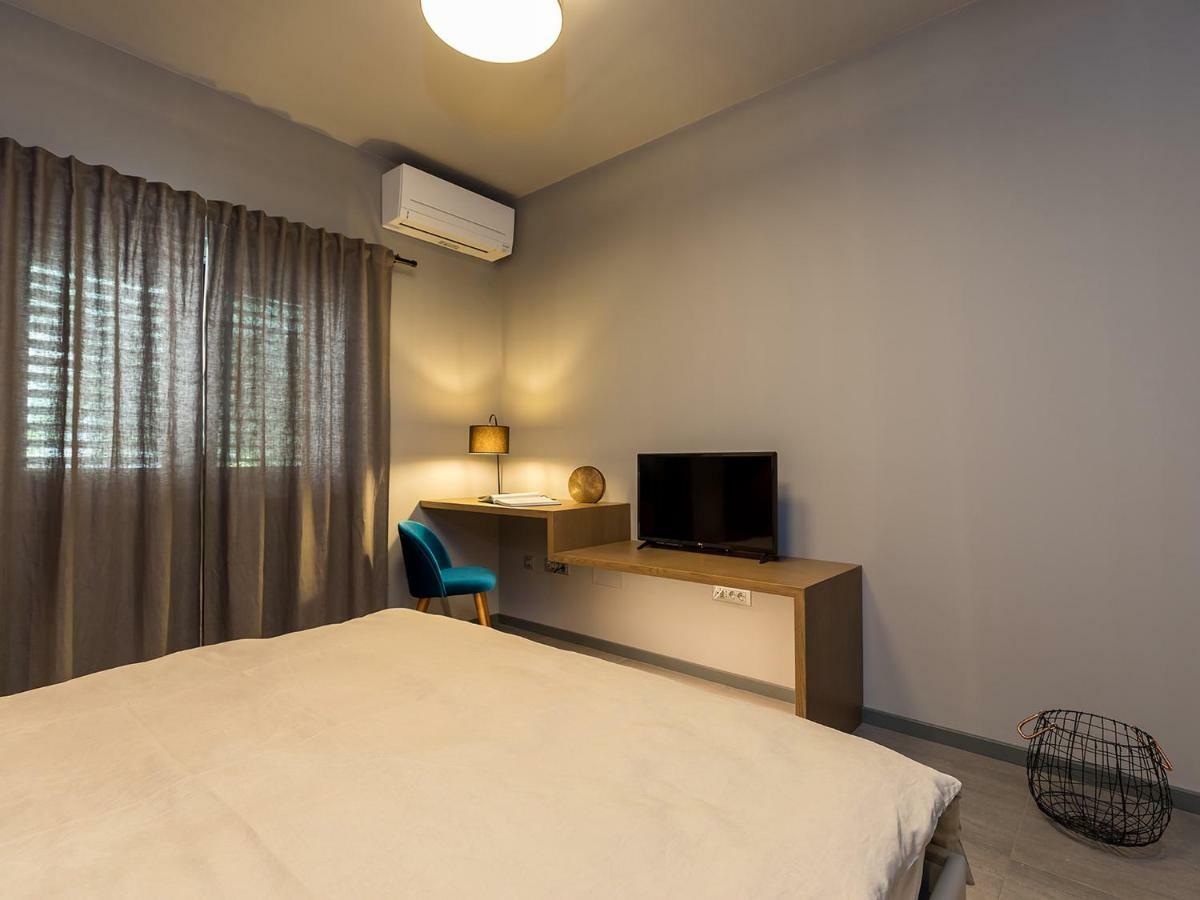 Magnolia - Modern Apartment Near City Center And Sea 포레치 외부 사진